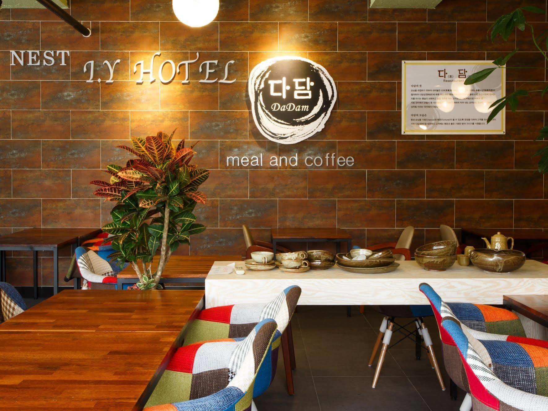 I.Y Hotel Suwon Exterior foto