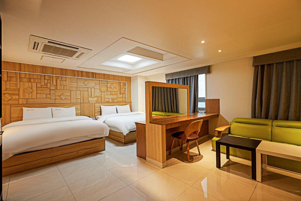 I.Y Hotel Suwon Exterior foto